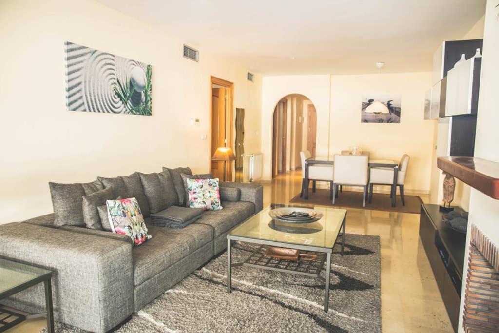 Appartamento Espacioso Apartamento En Guadalmina - Marbella Esterno foto